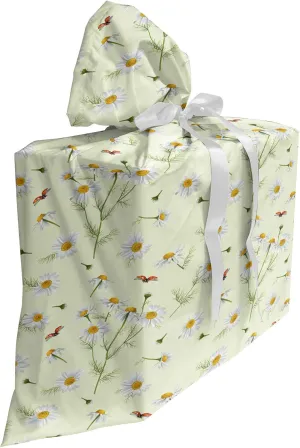 Ambesonne Daisy Gift Bag, Realistic Garden Botany Art with Chamomile Flowers and Buds with Flying Ladybugs, Fabric Party Favor Pouch with 3 Ribbons, 27, Multicolor