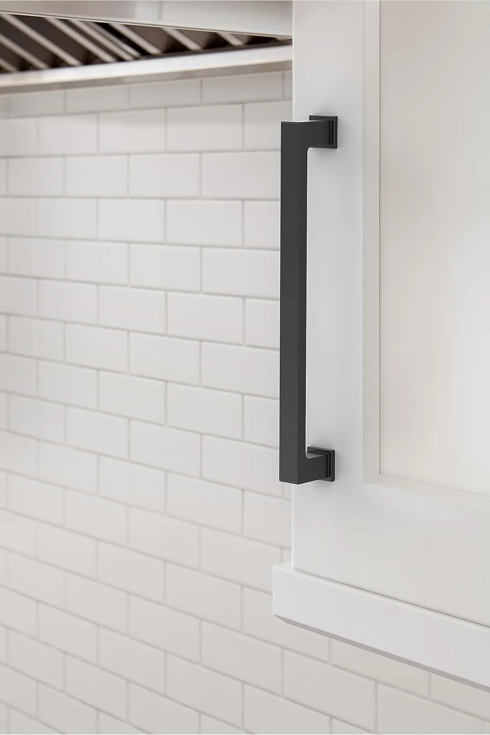Amerock 10BX37033MB | Matte Black Cabinet Pull | 6-5/16 inch (160mm) Center-to-Center | 10 Pack | Bridgeport | Furniture Hardware