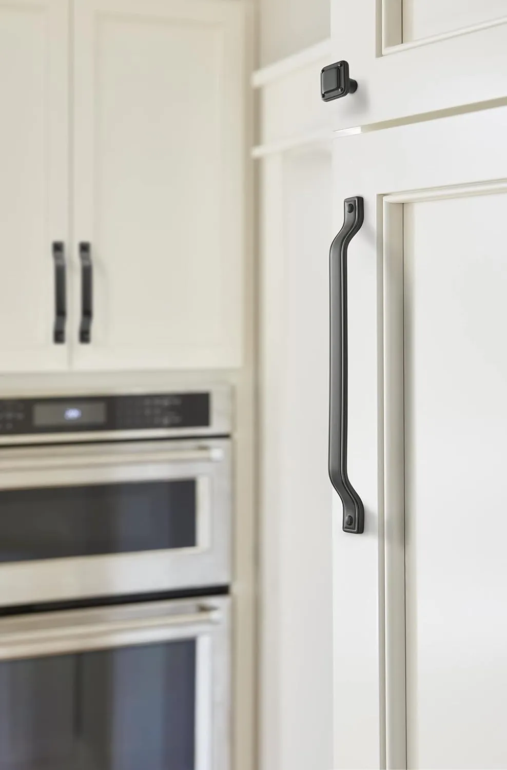 Amerock | Kitchen Cabinet Pull | Matte Black | 6-5/16 in (160 mm) Center-to-Center | Jolene | 1 Pack | Furniture Hardware | Cabinet Handle | Bathroom Drawer Pull