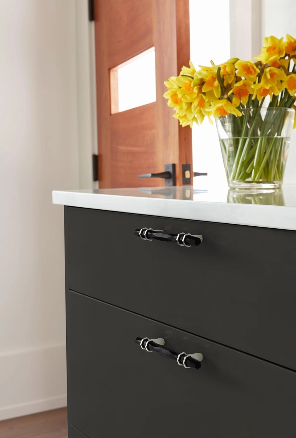 Amerock London 3-3/4 inch (96mm) Center-to-Center Black Bronze/Polished Nickel Cabinet Pull, BP36648BBRPN