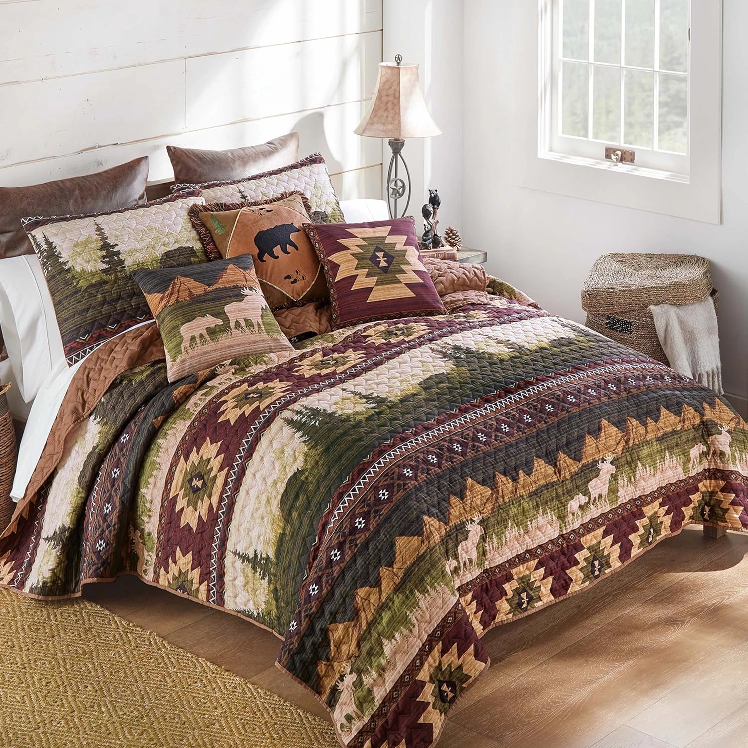Black Forest Décor Mountain Meadow Moose & Bear Quilt Bed Set - King – Rustic Reversible Oversized Bedding, 105" x 95" Quilt with Shams