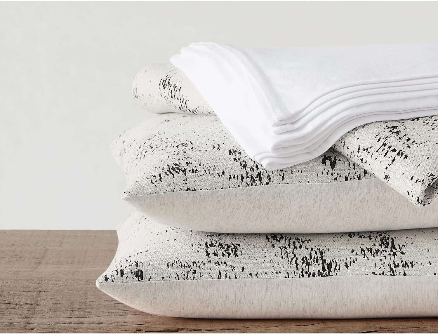 Calvin Klein Home Printed, Jacquared Queen Duvet Sets of 3 Pieces Cotton Modal 170 GSM (White)