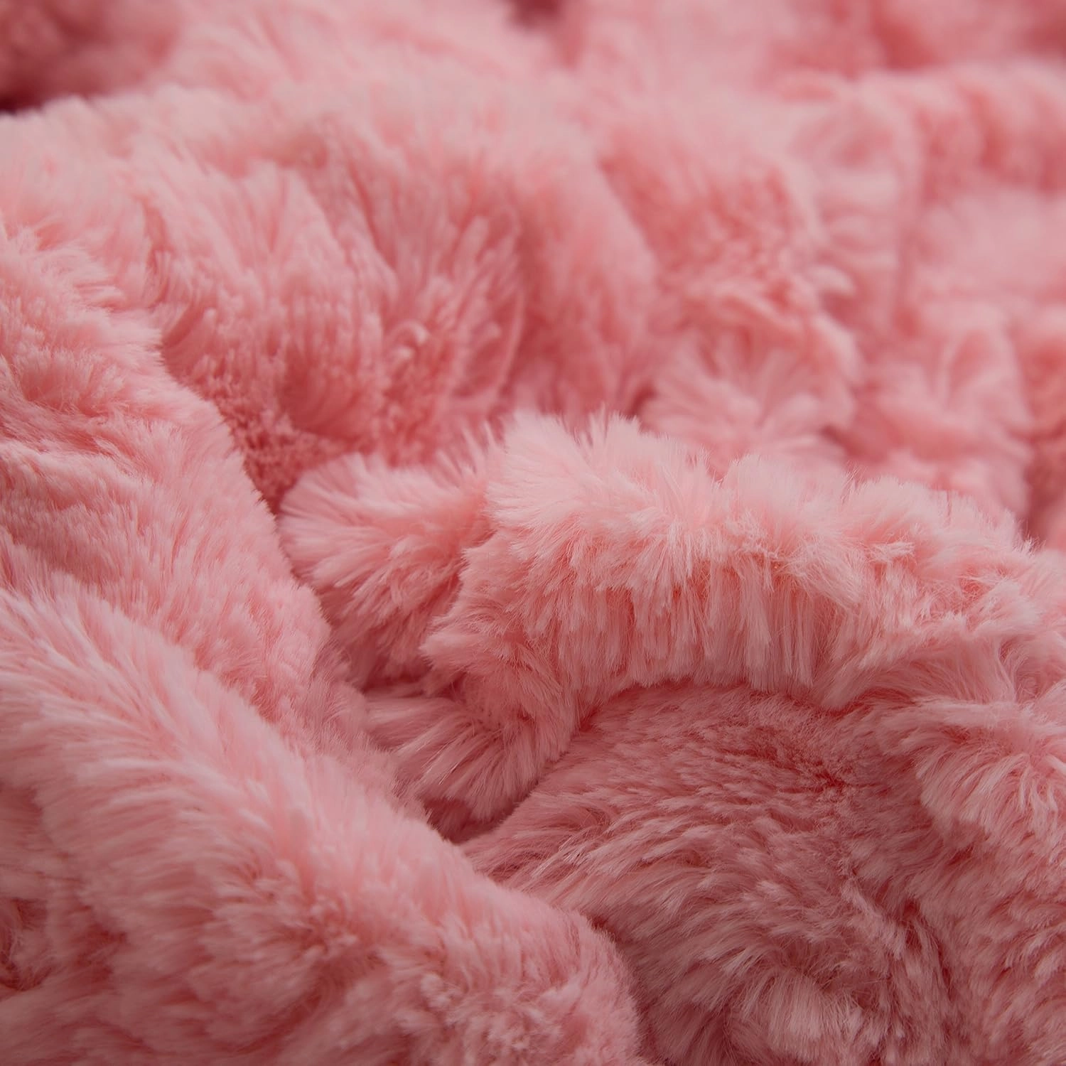 DaDa Bedding Luxury Faux Fur Throw Blanket - [ Non Shedding - Machine Washable] Fluffy Super Cuddly Soft Roses Sherpa Backside - Warm Plush for Lap or Sofa - Bright Vibrant Pink & White - 50" x 60"