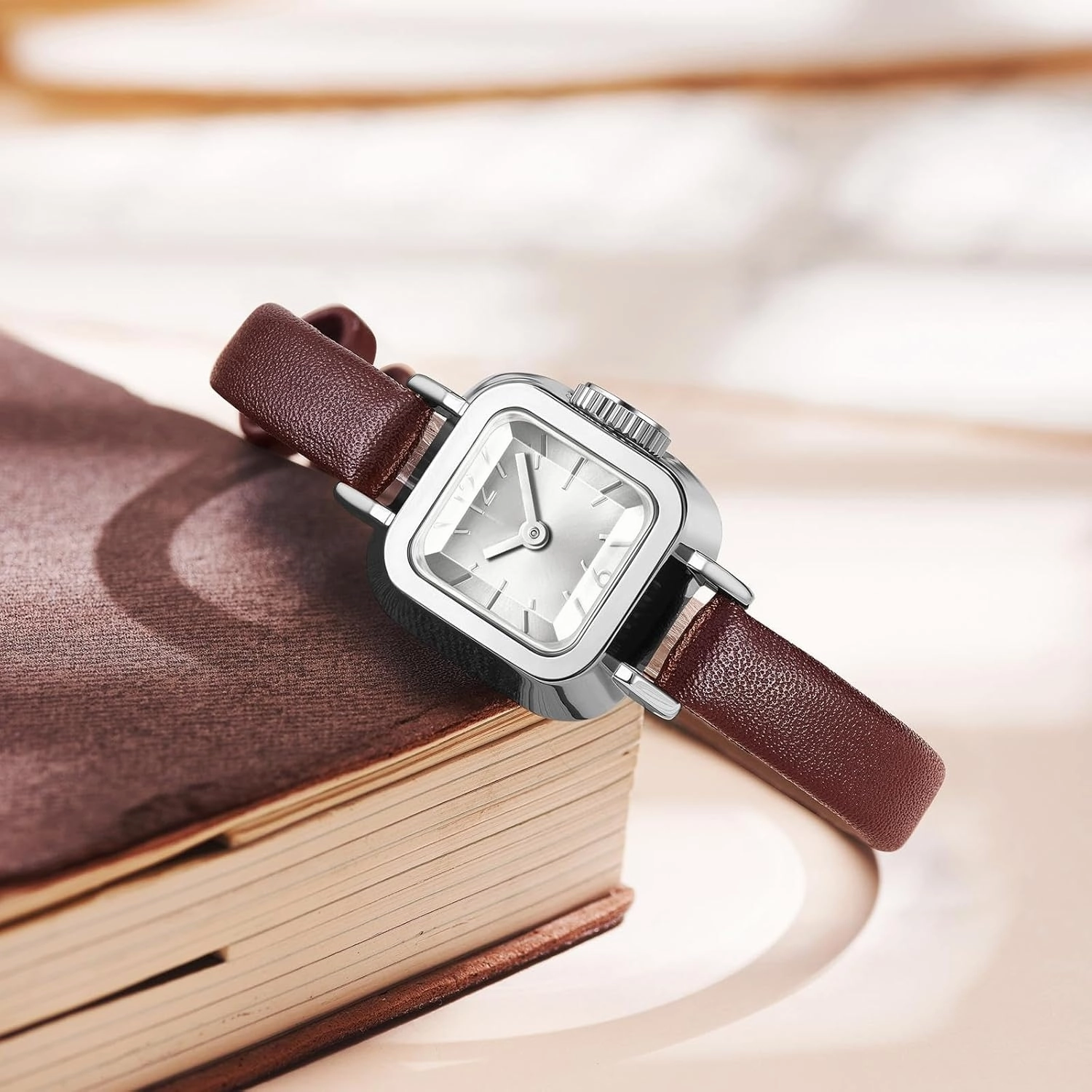 findtime Ladies Watch Square Vintage Designer Watches for Women Classic Elegant Wristwatch for Small Wrists Black Leather Band