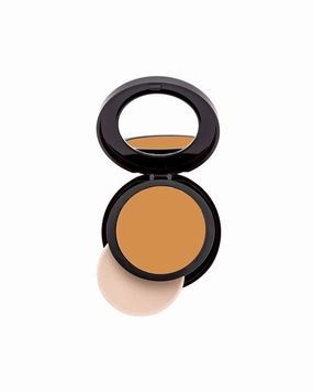 Flawless Finish; Cream to powder foundation.
