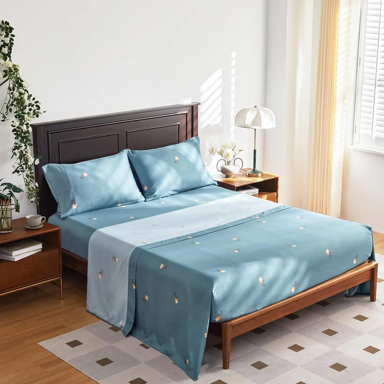 Floral Comforter Set 7 Pieces Blue with Pink Red Flowers Bed in a Bag Queen Size Reversible Bedding Set (1 Comforter 2 Pillow Shams 1 Flat Sheet 1 Fitted Sheet 2 Pillowcases)