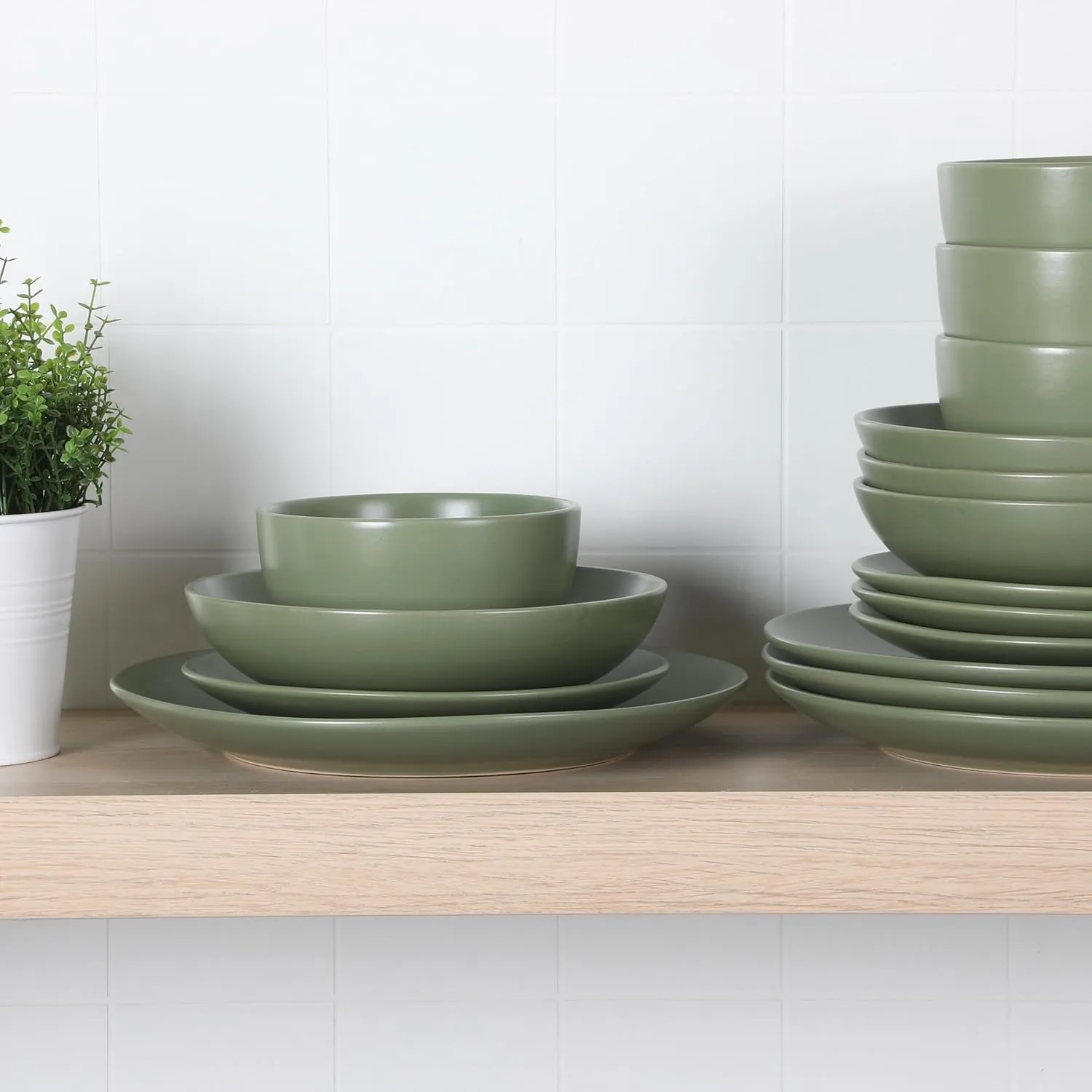 Gibson Home Queenslane 16 Piece Double Bowl Plates and Bowls Dinnerware Sets - Matte Green