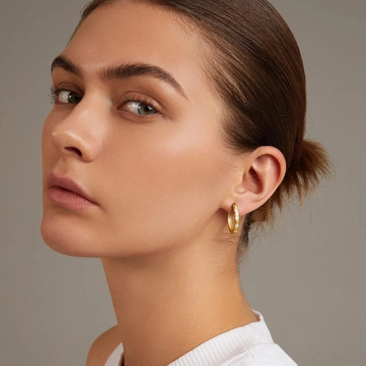 Gold Hoop Earrings for Women 14K Gold Earrings Dazzling Cubic Zirconia Lightweight Gold Earrings for Women Gifts for Women 20mm