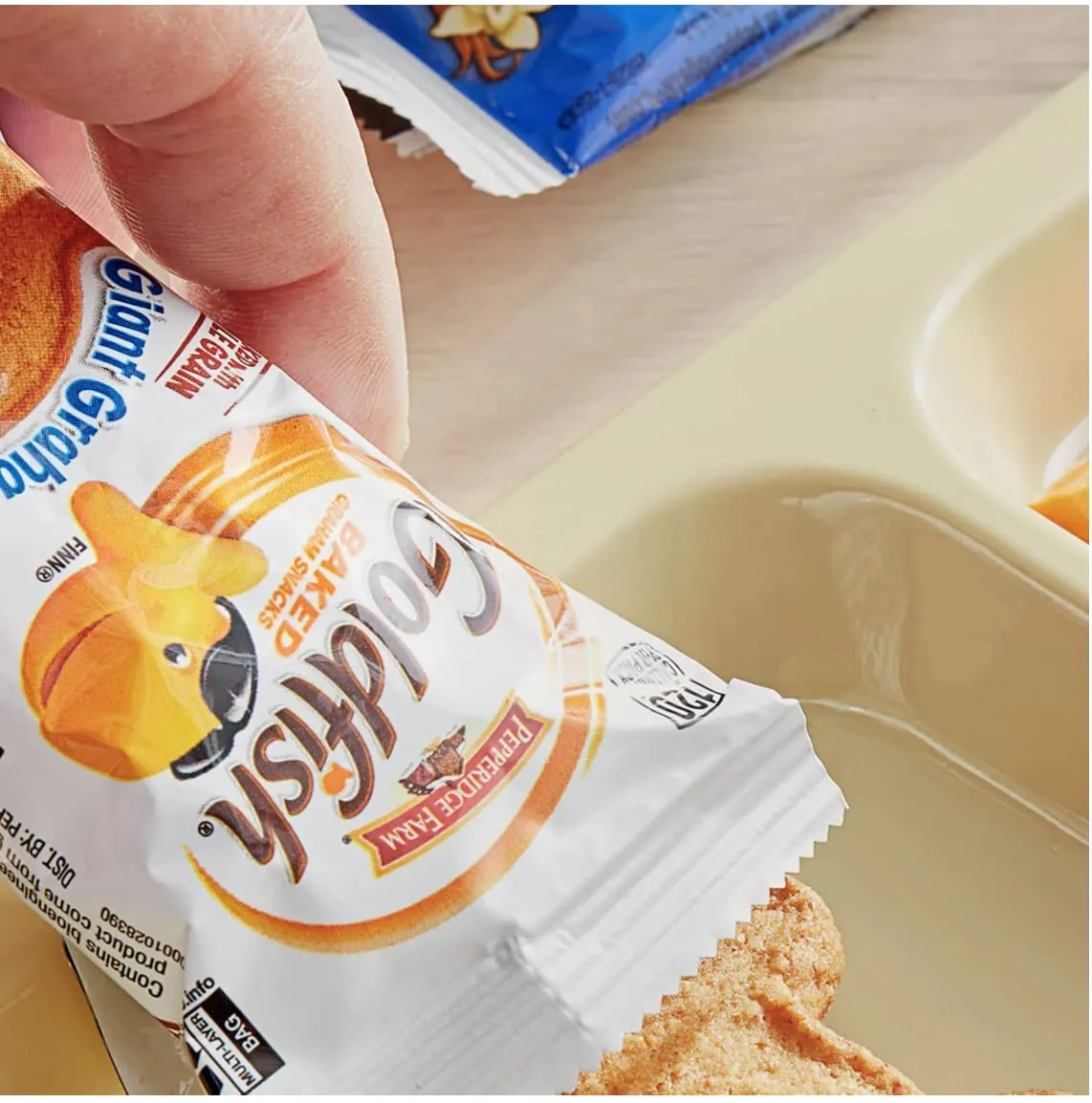Goldfish Giant Vanilla Graham Crackers, 30 Individually Wrapped Packages 1 ounces 27 Ounce