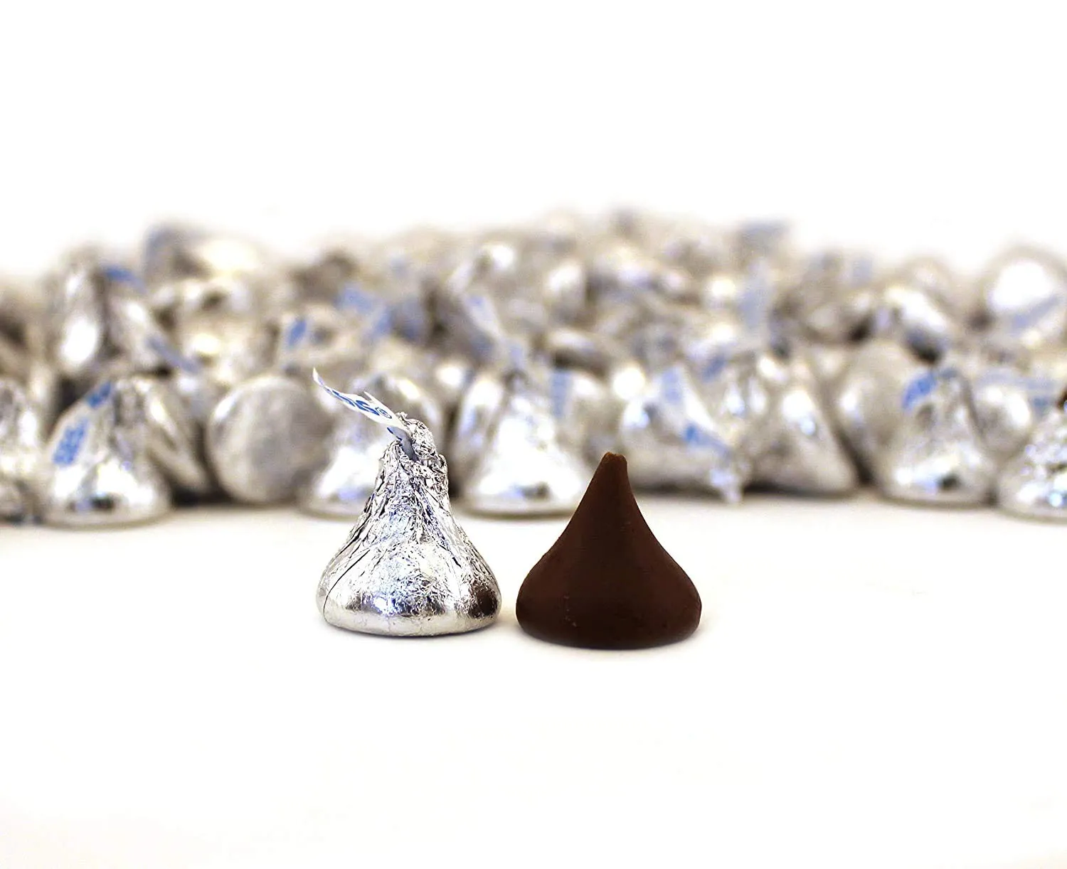 Hershey's Kisses Milk Chocolate, (327  pieces) 3.5 lbs Pounds individually wrapped in Silver Foil - Bag of -Perfect for Gifts, Candy Bowls & Buffets, Baking, Movie & Game Nights, in Tundras Bag