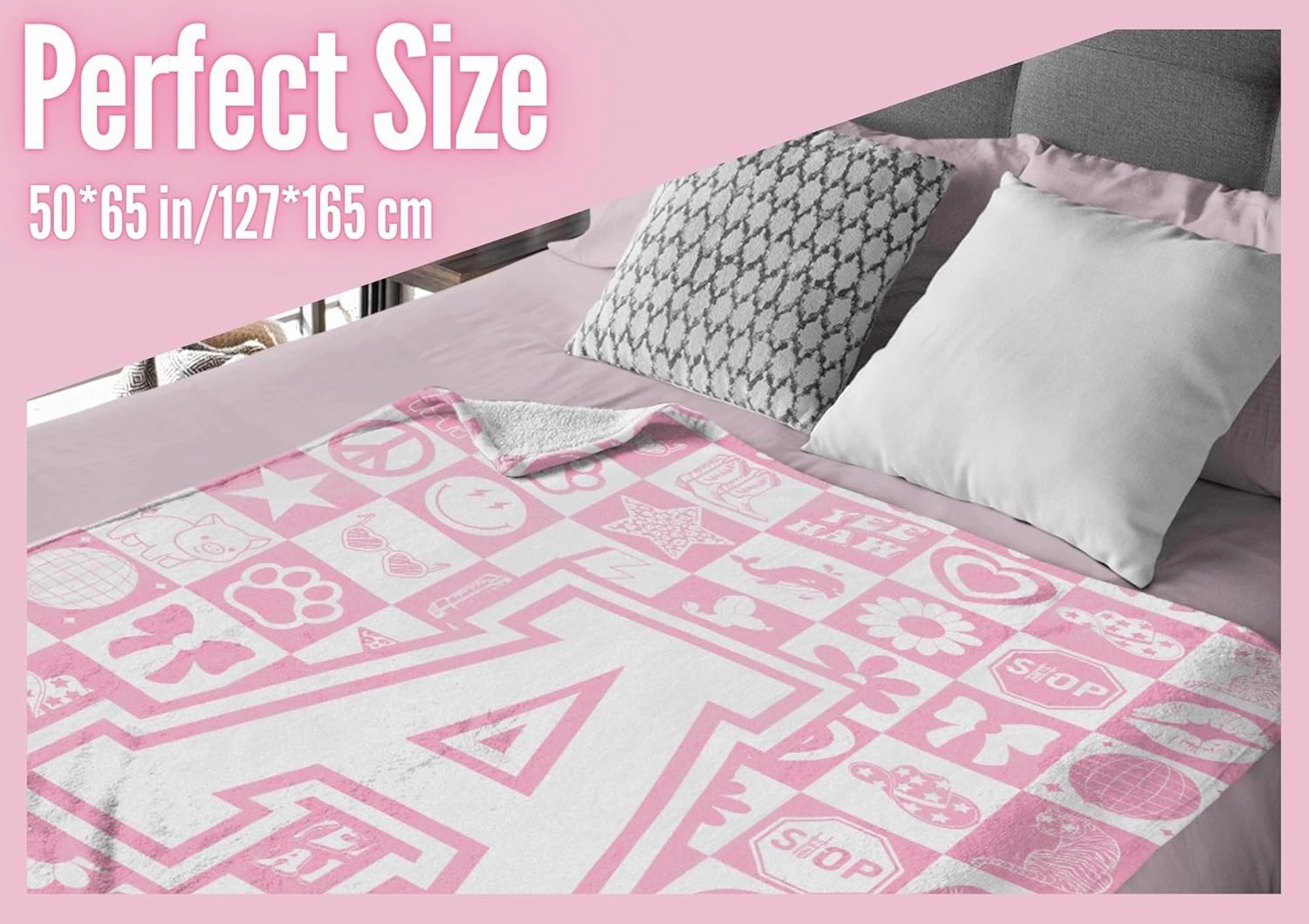 InnoBeta Preppy Throw Blanket, Personalized Initial Throw Blanket, Cute Throw, Cosmetic Bedding Stuff, Birthday Gift for Daughter, Preppy Things for Girls, L