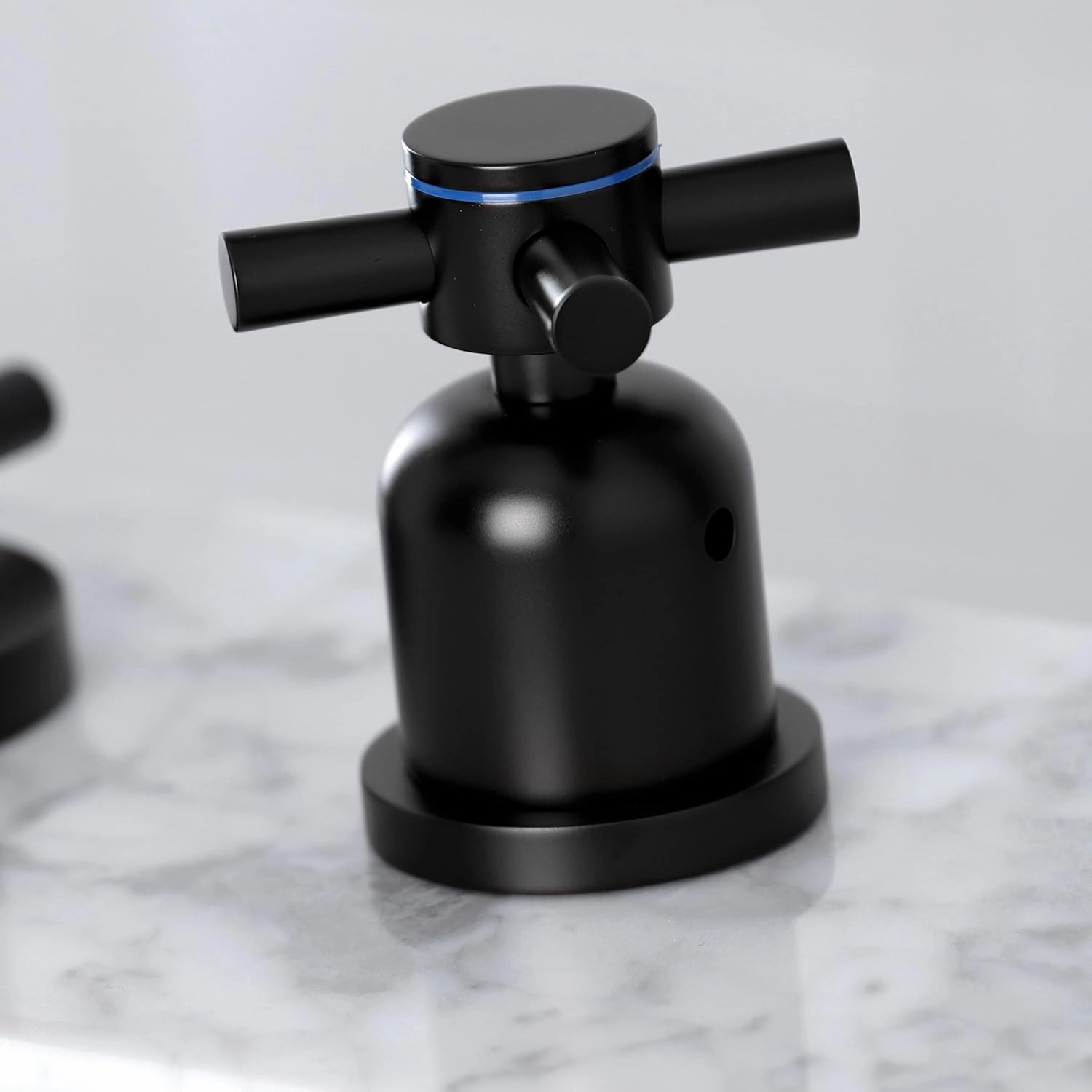 Kingston Brass FSC8950DX Concord Widespread Bathroom Faucet, 5-3/8 Inch in Spout Reach, Matte Black