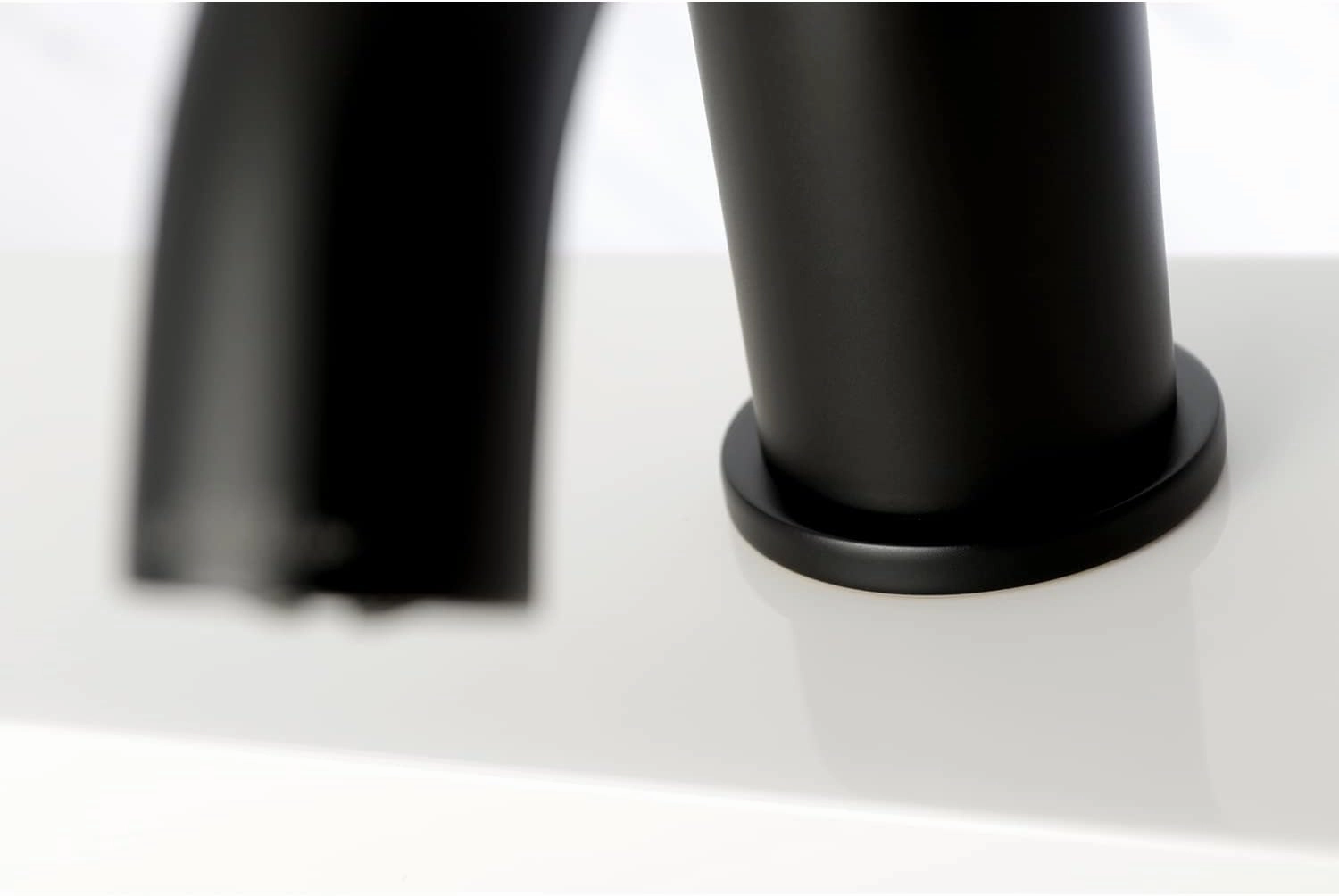 Kingston Brass LS8220DL Concord Bathroom Faucet, Matte Black, 2.13 x 4.88 x 6.13
