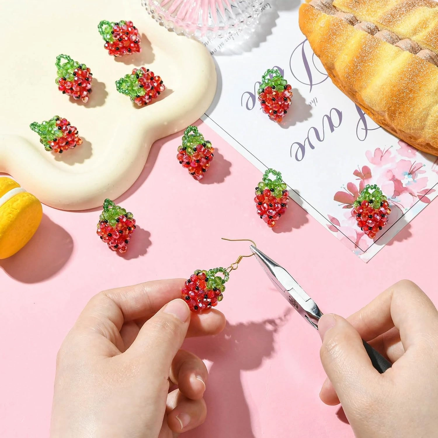 LiQunSweet 10 pcs Red Strawberry Theme Glass Charms Handmade Seed Bead Lovely Fruit Food Charms for DIY Jewelry Bracelet Necklace Earring Crafts Bag Keychian Decor