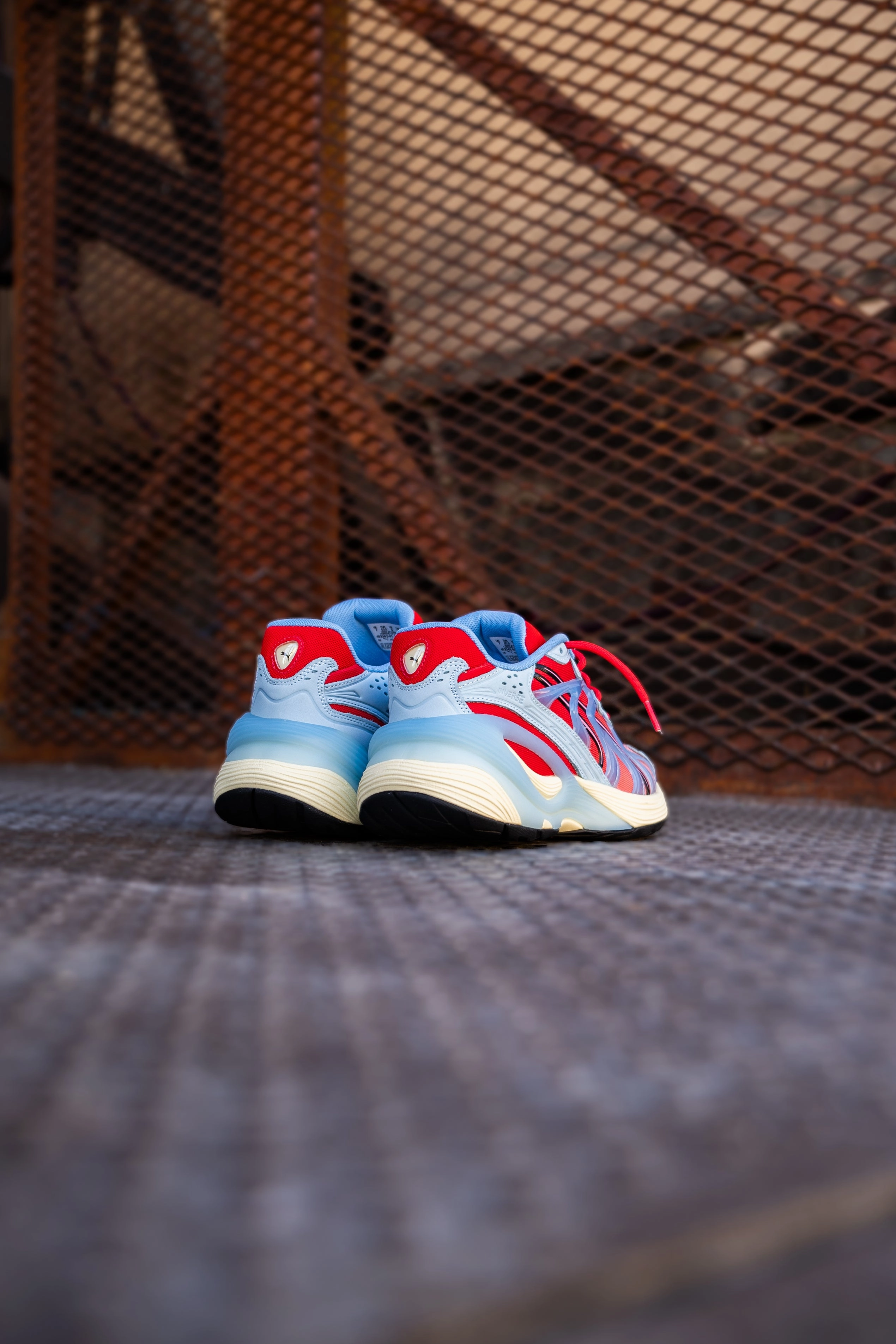 Mens Puma Inverse Unfiltered (Creamy Vanilla/For All Time Red/Light Blue)