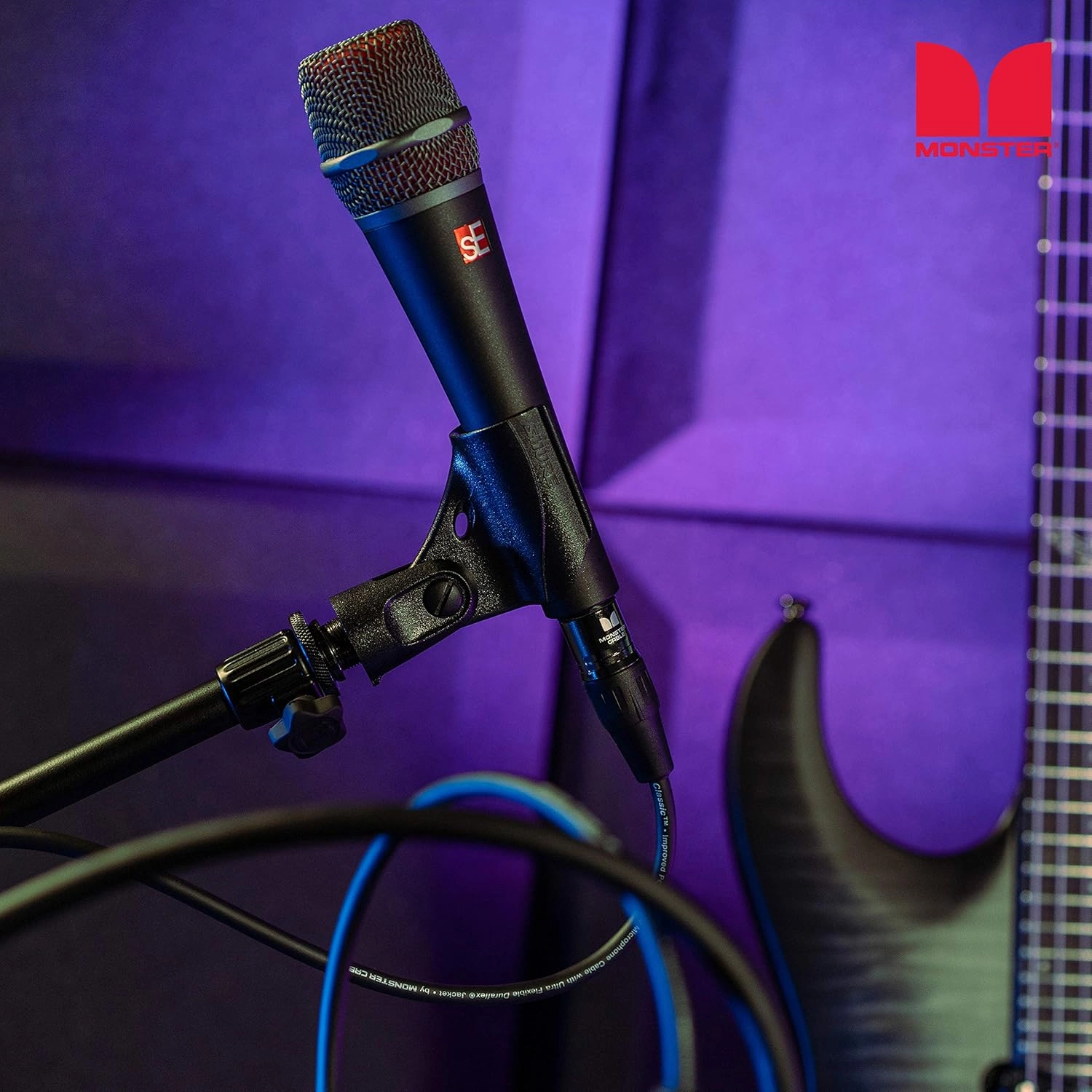 Monster Cable Prolink Studio Pro 2000 Microphone Cable. 5 Feet Mic Cable. Gold Contact XLR Cables. Multi-Guage Wire Networks XLR Microphone Cable.