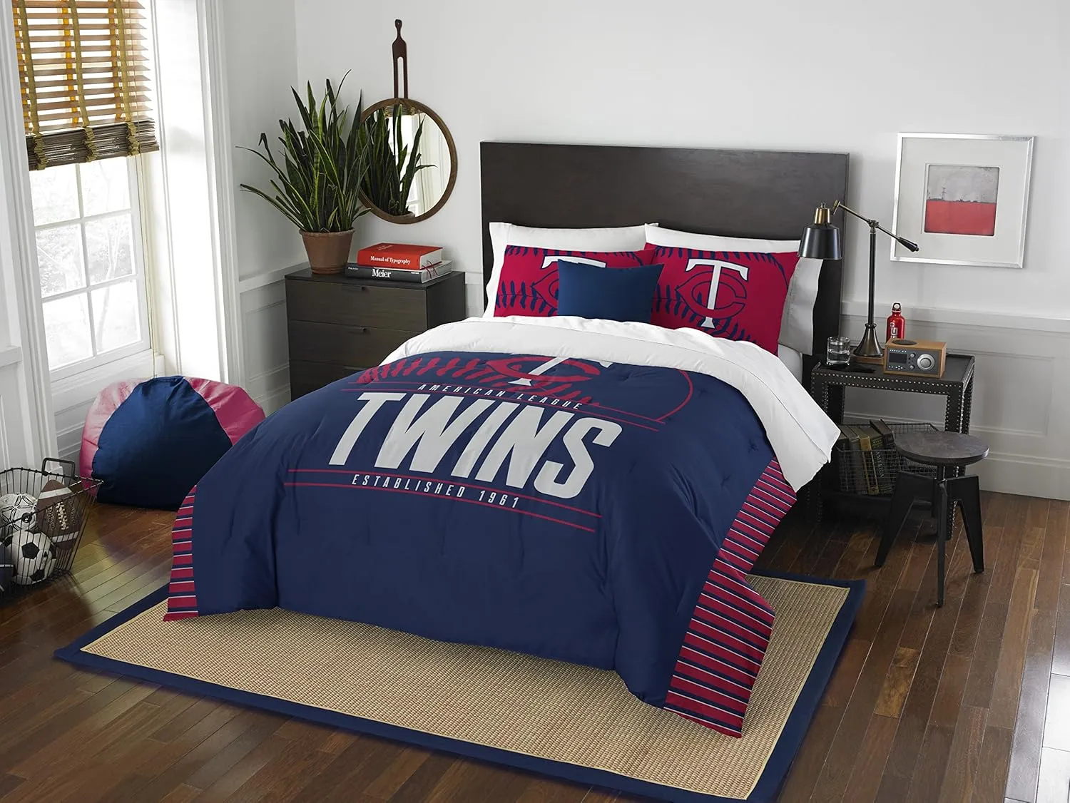 Officially Licensed MLB Full/Queen Grand Slam Comforter & Sham Bedding, Soft & Cozy, Washable, Throws & Bedding, 86" x 86"