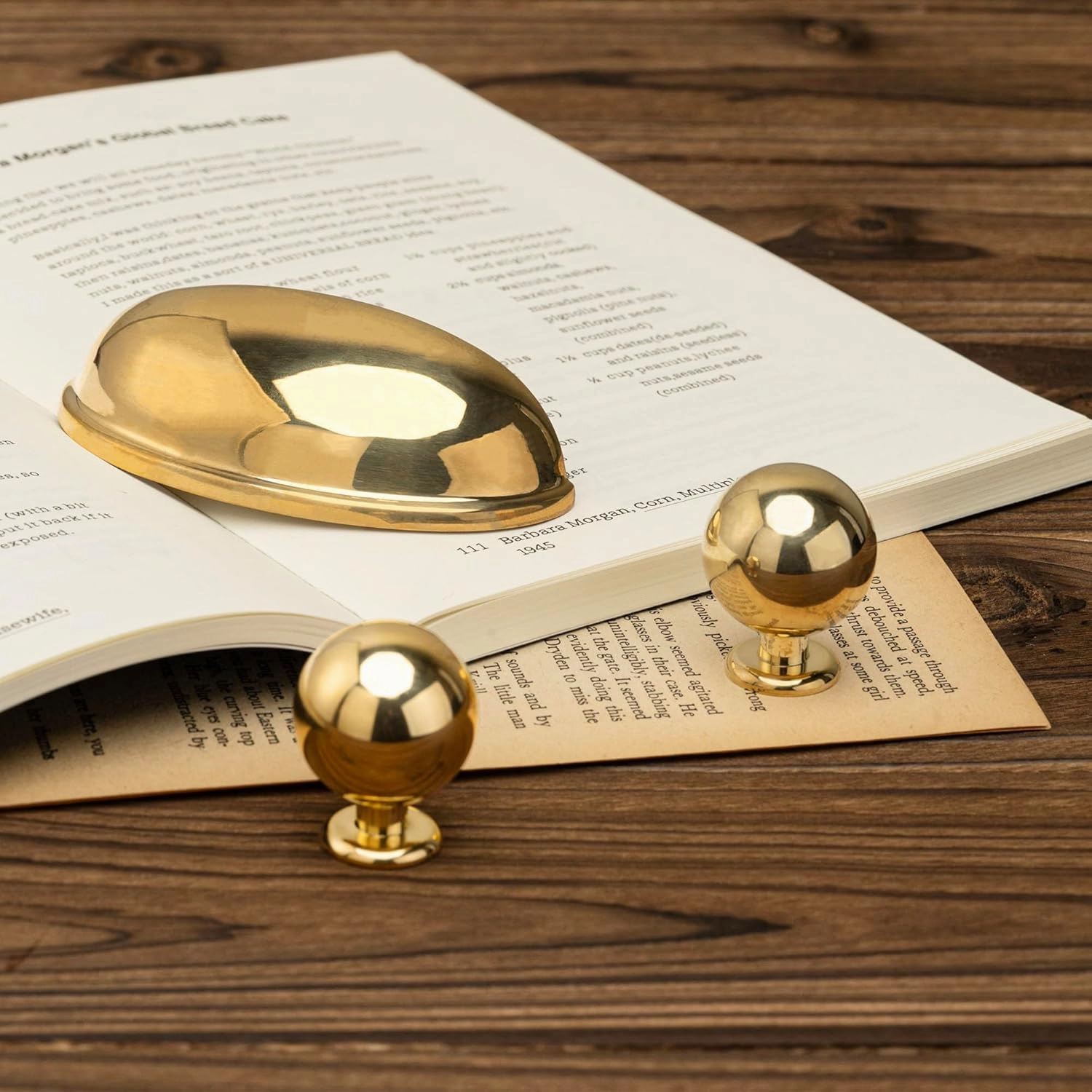 QOGRISUN 5-Pack Unlacquered Brass Cabinet Knobs, Round Ball Gold Knobs for Dresser Drawer, 1.1-Inch Diameter, Sphere Cabinet Pulls,Lead-Free Polished Brass Finish