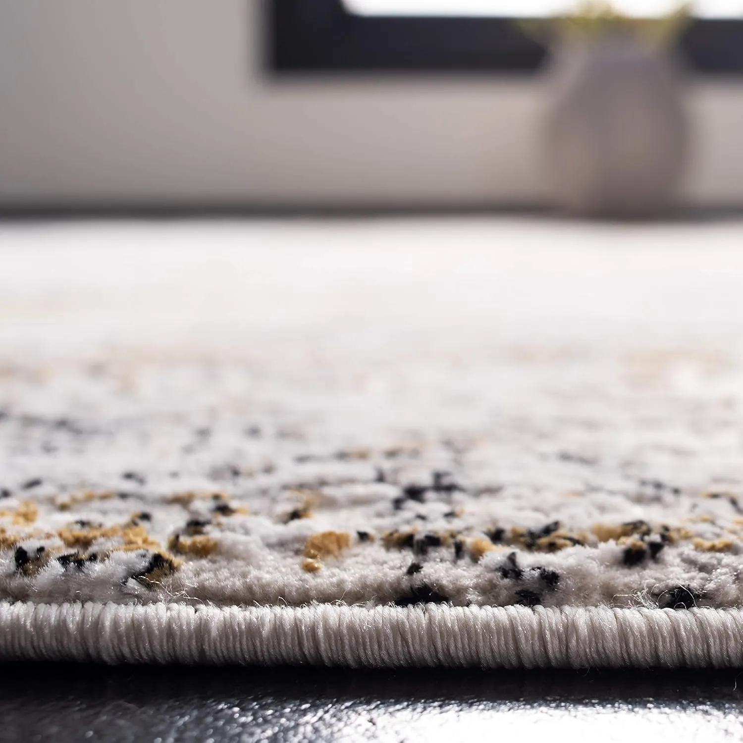 SAFAVIEH Amalfi Collection 6'7" Square Cream / Gold AMF572A Modern Abstract Distressed Area Rug