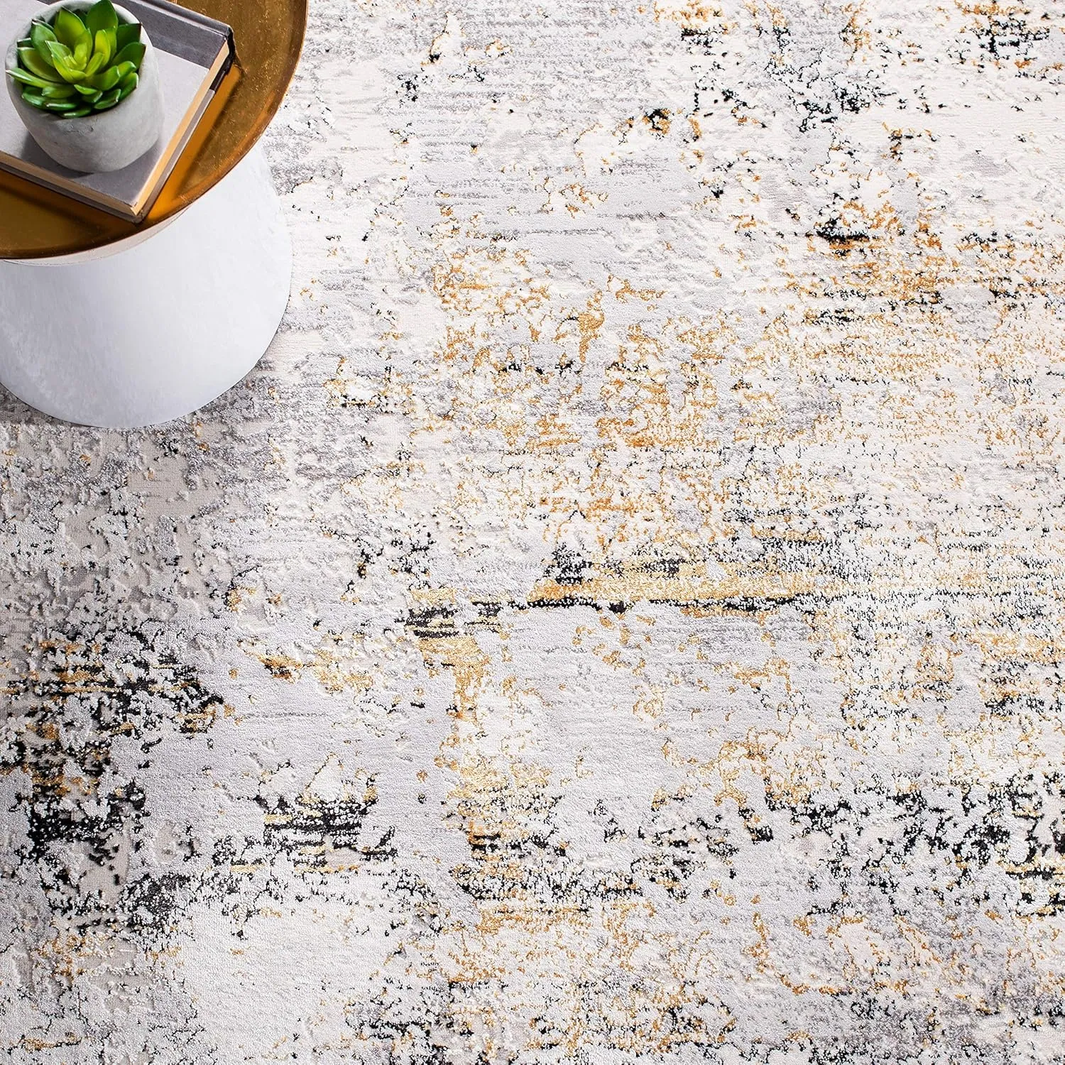 SAFAVIEH Amalfi Collection 6'7" Square Cream / Gold AMF572A Modern Abstract Distressed Area Rug