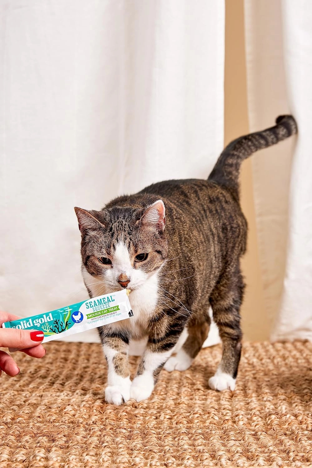 Solid Gold Lickable Cat Treats - Tuna SeaMeal Squeeze Squeezable Cat Treats for Indoor Cats 30 Pack - Made with Fiber-Rich Seaweed for Digestive Health for Immune Support - 3 oz / 30 Count