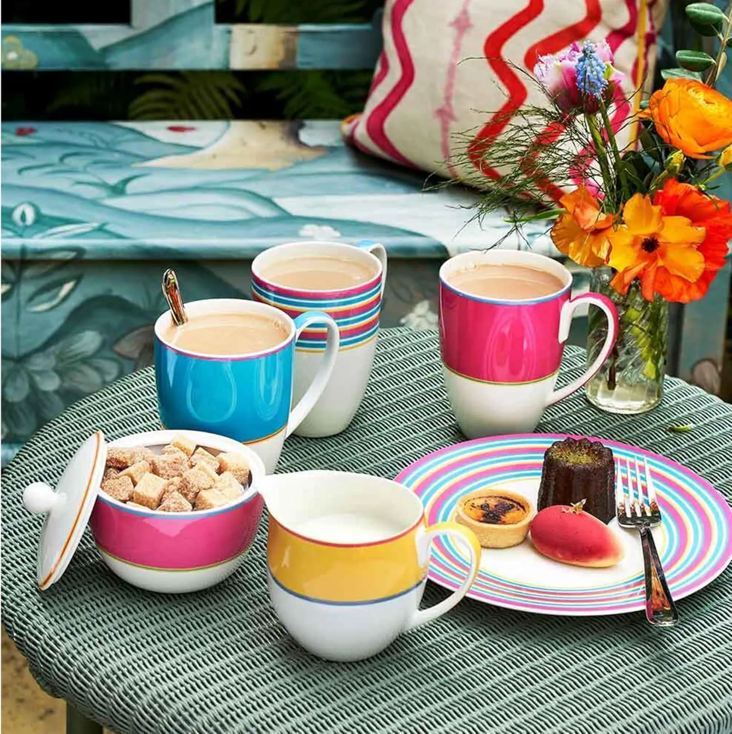 Spode Kit Kemp Calypso 12oz Sugar Bowl with Lid | Vibrant Pink | Porcelain | Dishwasher and Microwave Safe | For Tea and Coffee | Fabulous Gift | Home & Gathering Use