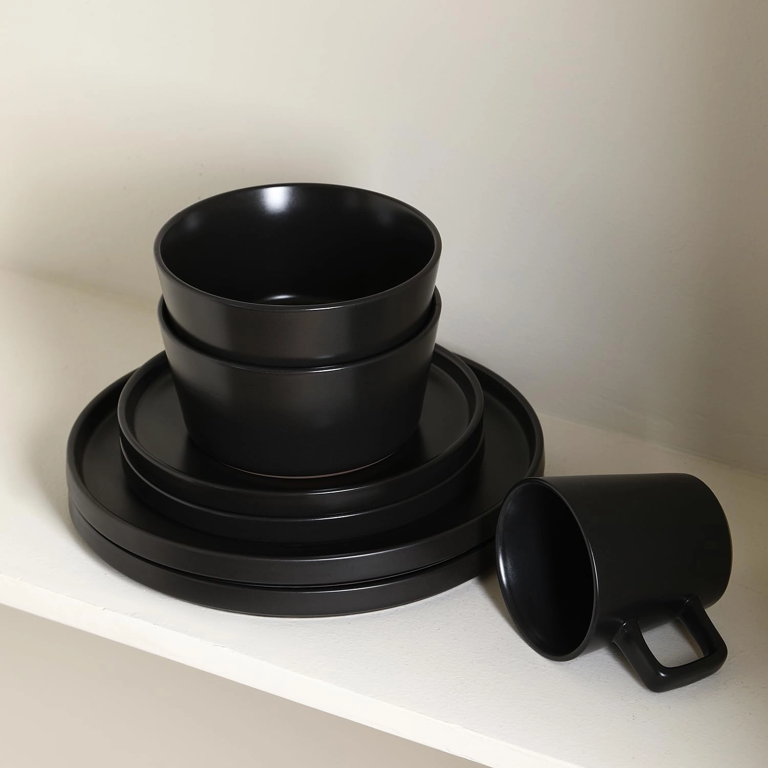 Stone Lain Celina Stoneware 32 Piece Dinnerware Set, Plates and Bowls, Black Matte Dish Collection, Service for 8 – Contemporary Minimalist Style, Microwave & Dishwasher Safe