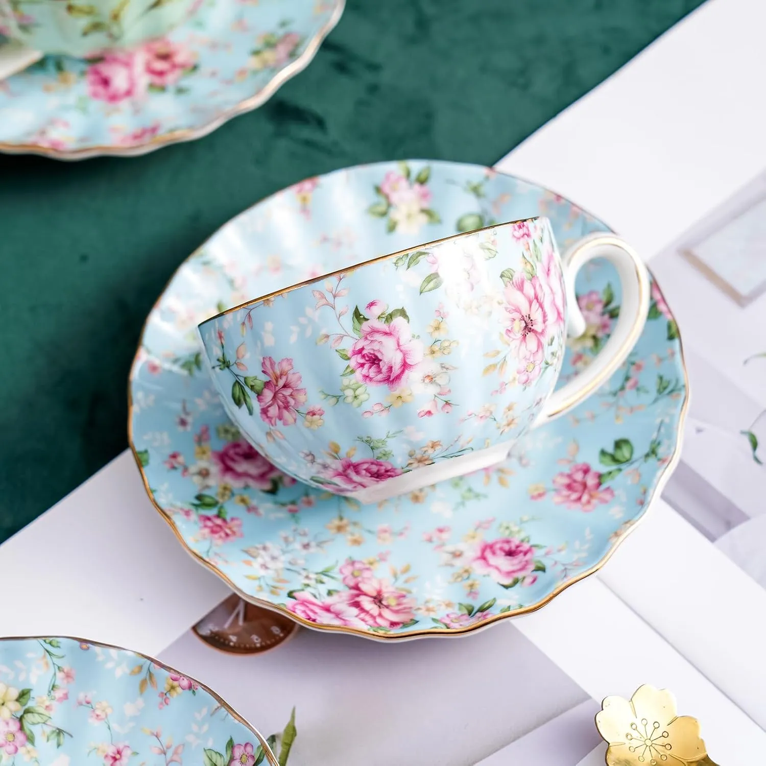 Tea Cup and Saucers, 6.4oz Floral Tea Cups with Gold Trim, Porcelain Bone China Teacup, Coffee Cappuccino Espresso Latte Mugs for Party Birthday,Party Cafe Home, Christmas Gift (Blue)