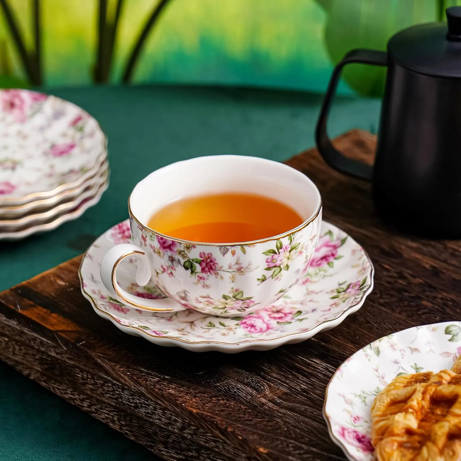 Tea Cup and Saucers, 6.4oz Floral Tea Cups with Gold Trim, Porcelain Bone China Teacup, Coffee Cappuccino Espresso Latte Mugs for Party Birthday,Party Cafe Home, Christmas Gift (White)