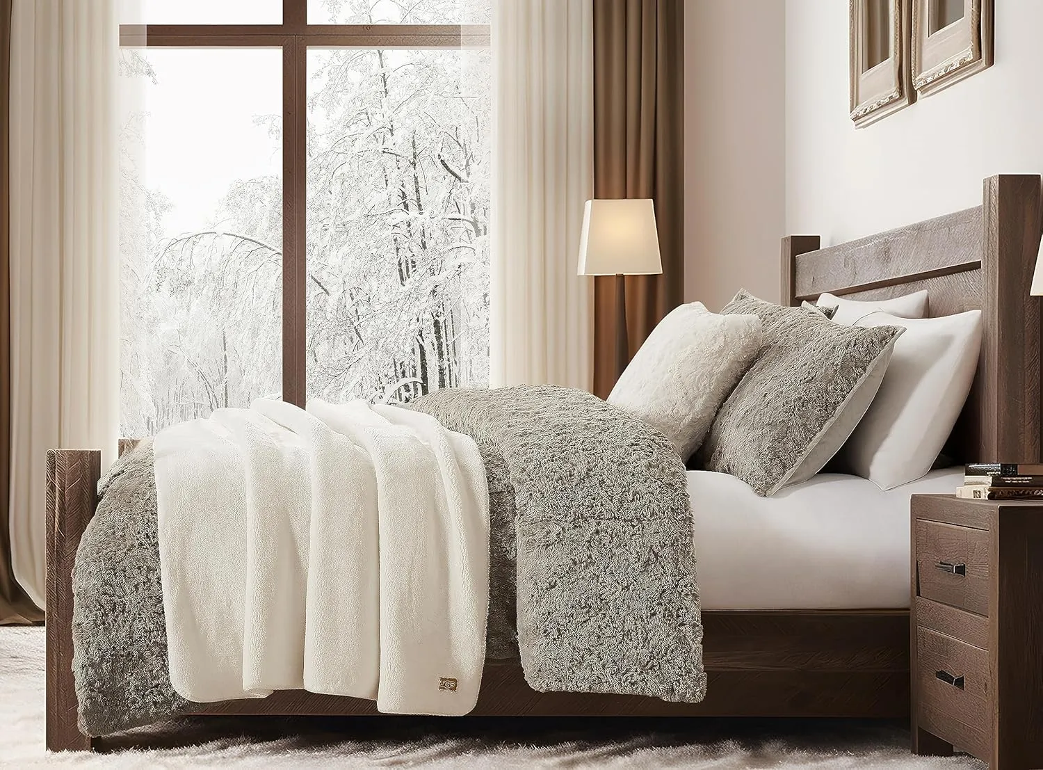 UGG Whitecap Plush Throw Blanket Fleece Lightweight Soft Cozy Throw for Couch Luxury Home Decor for Living Room Machine Washable Hypoallergenic Flannel Blankets, 50-inch x 70-inch, White Snow