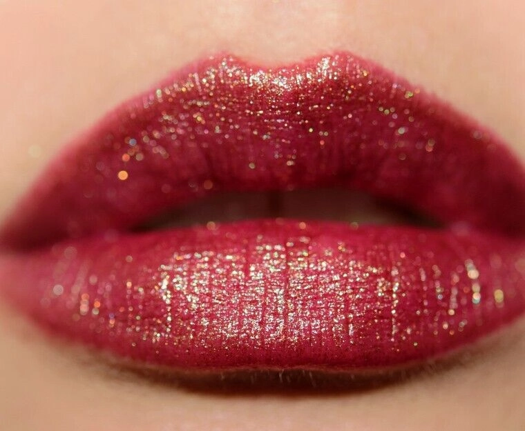 UOMA Black Magic Carnival Lipstick - Bahia
