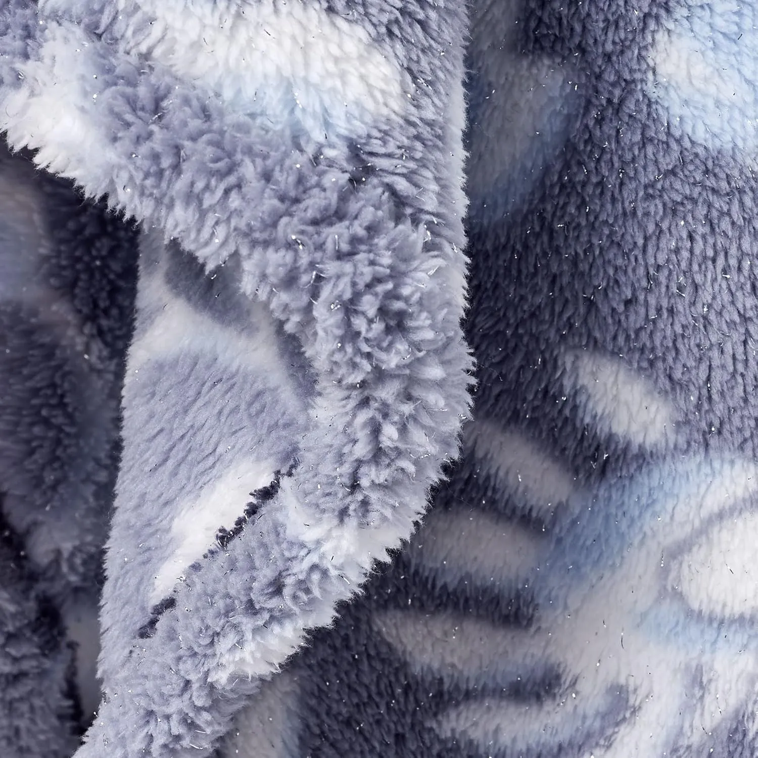 Vera Bradley Women's Fleece Plush Shimmer Throw Blanket, Frosted Lace Pink, 80 X 50