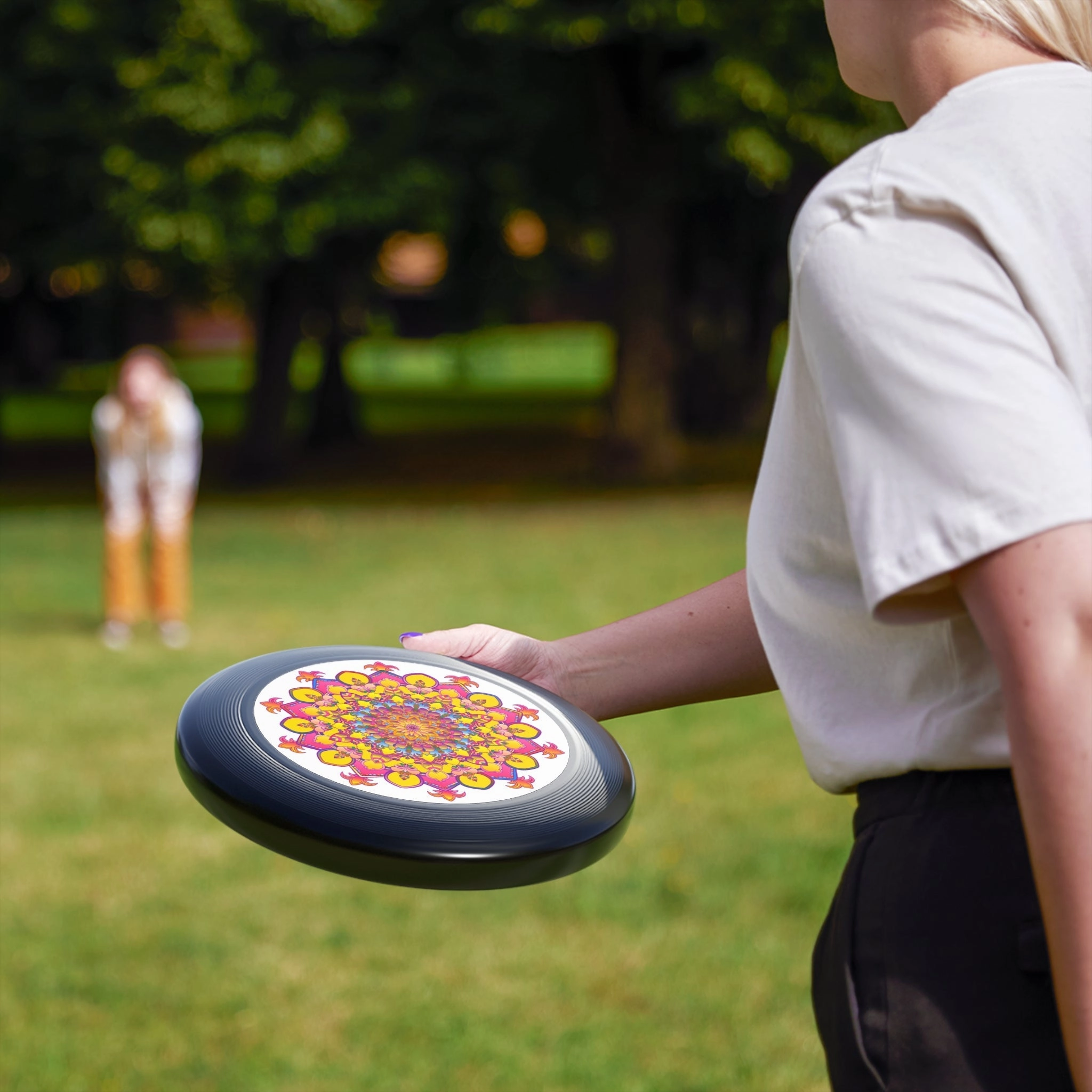 Vibrant Mandala Frisbee: Pink & Blue