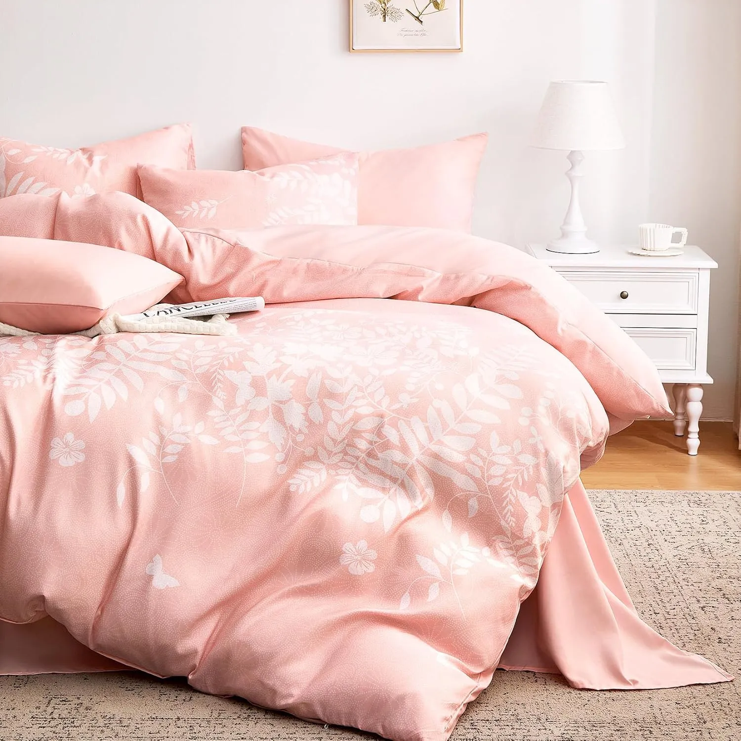 Wake In Cloud - Floral Comforter Set, Botanical Elegant Flower Tree Leaf Modern Pattern Printed for Men Women, Soft Lightweight Bedding, 3 Pieces, Pink, Full Size