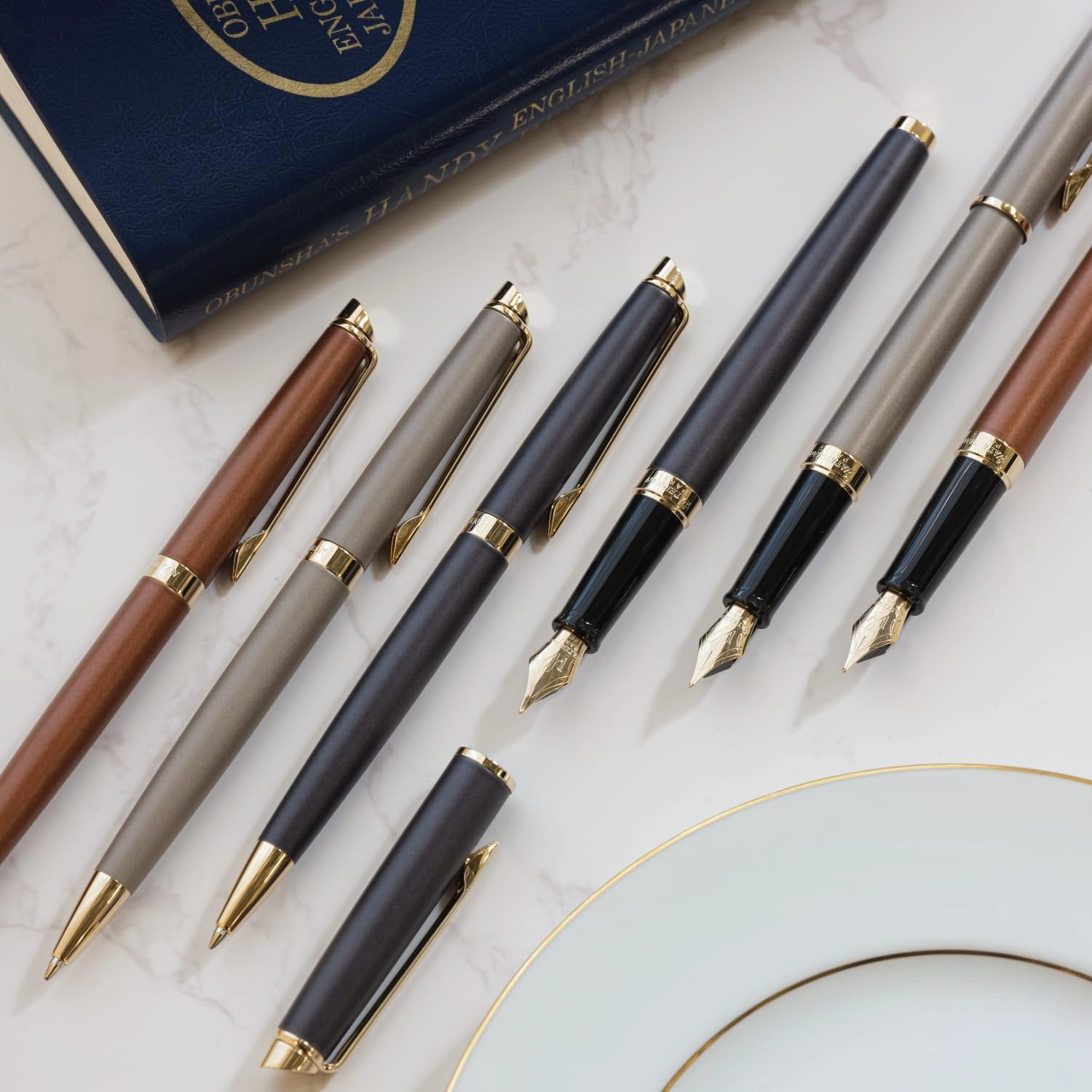 WATERMAN 2217936 Metropolitan Essential Stone Gray GT Fine Point Oil-based Ballpoint Pen Gift Luxury Official Authentic Imported