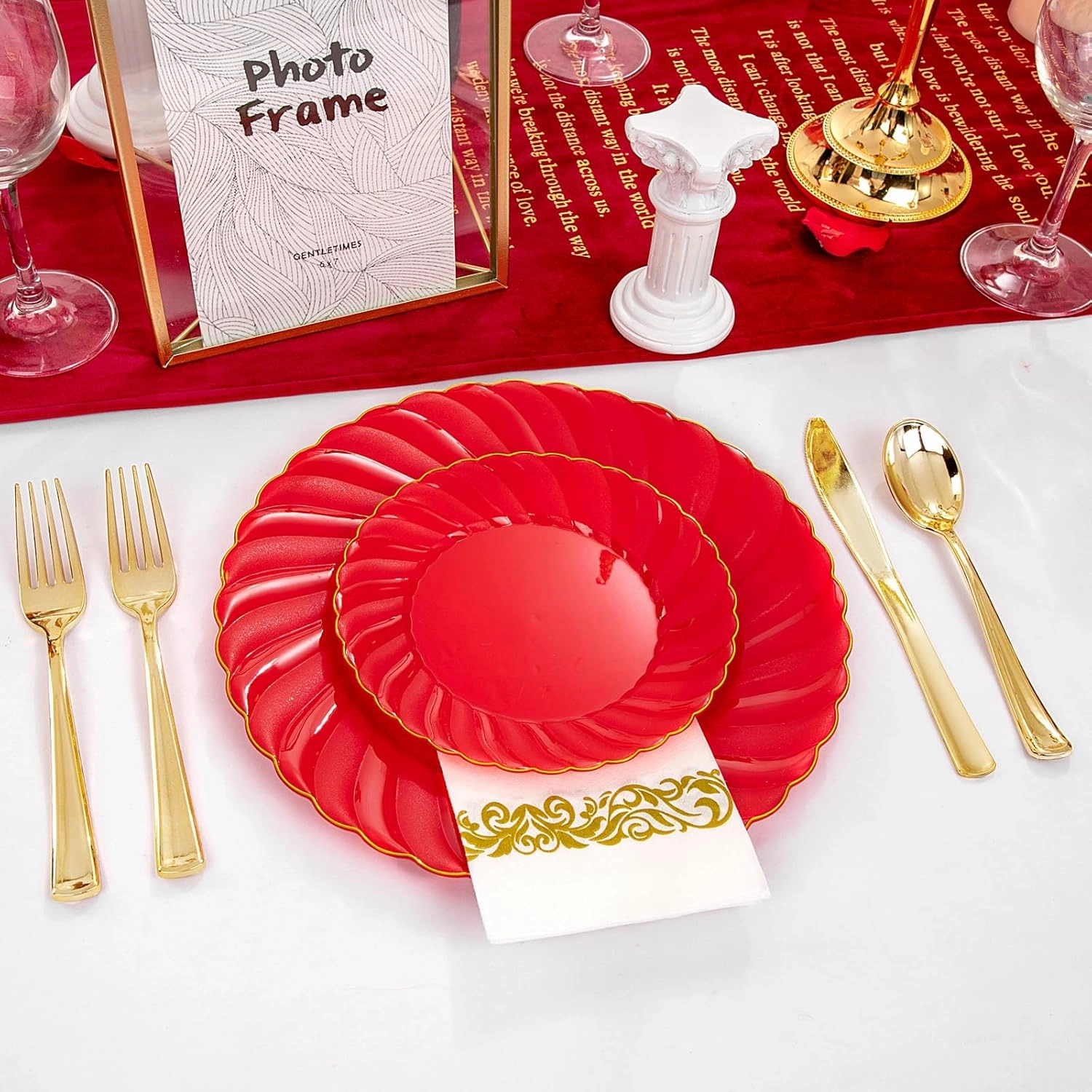 YOUBET 150PCS Red Plastic Plates -Gold Plastic Silverware & Hand Napkins, Red and Gold Plate include 50 Plate, 25 Forks, 25 Knives, 25 Spoons, 25 Napkins, Ideal for Weddings & Party
